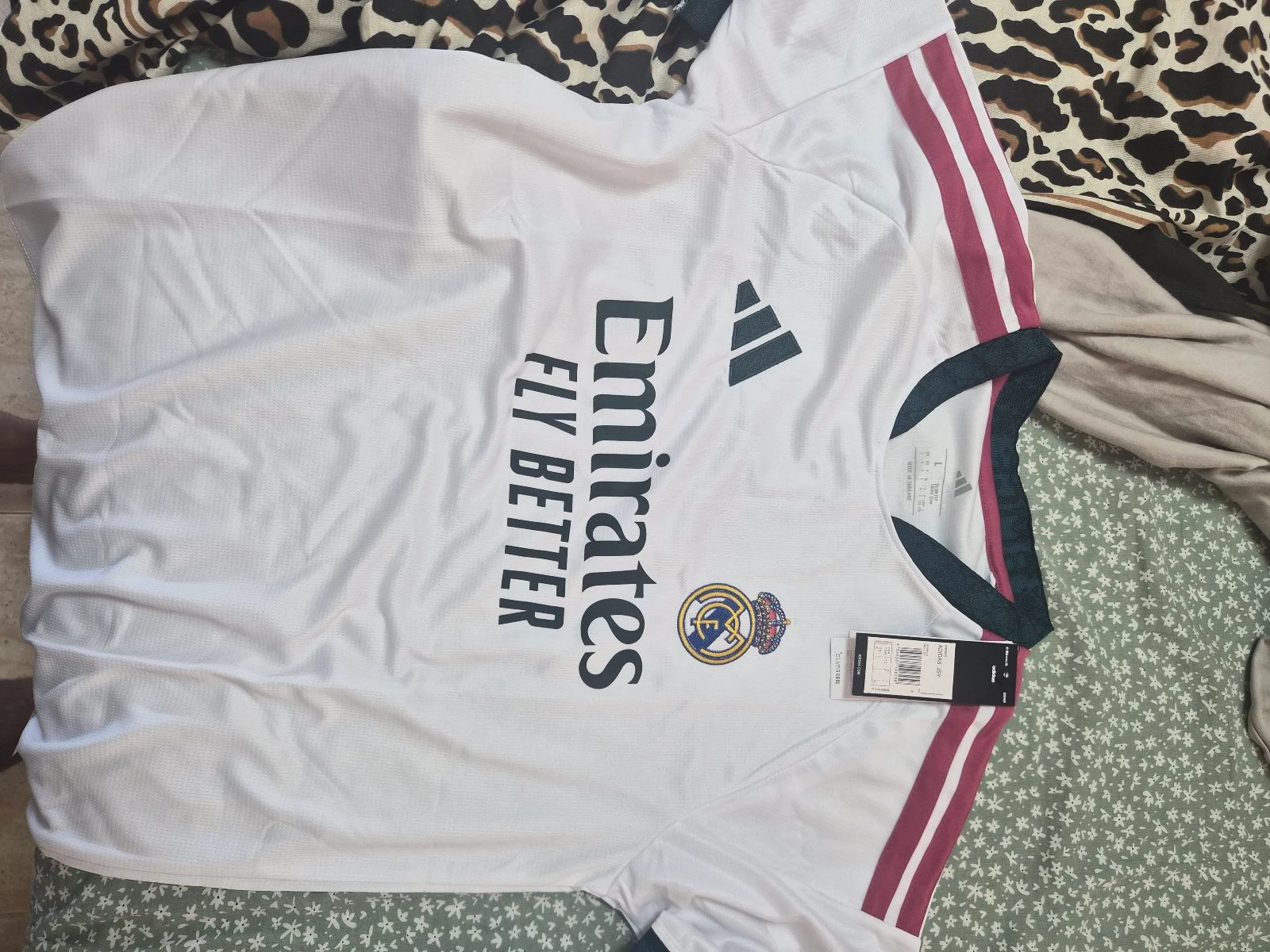 Real Madrid shirt season 26 27 – photo 2